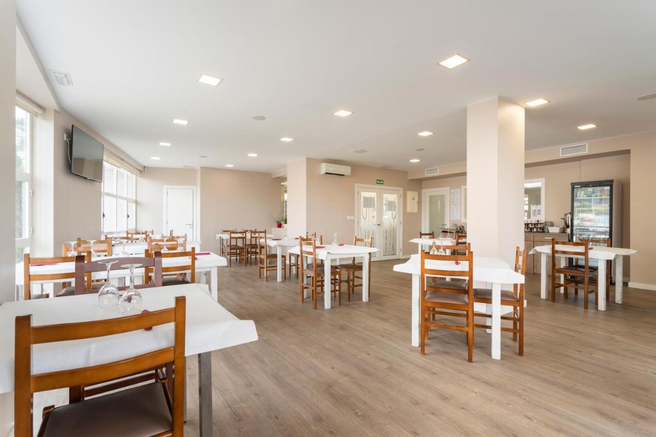 Costa Atlántica Arteixo酒店
