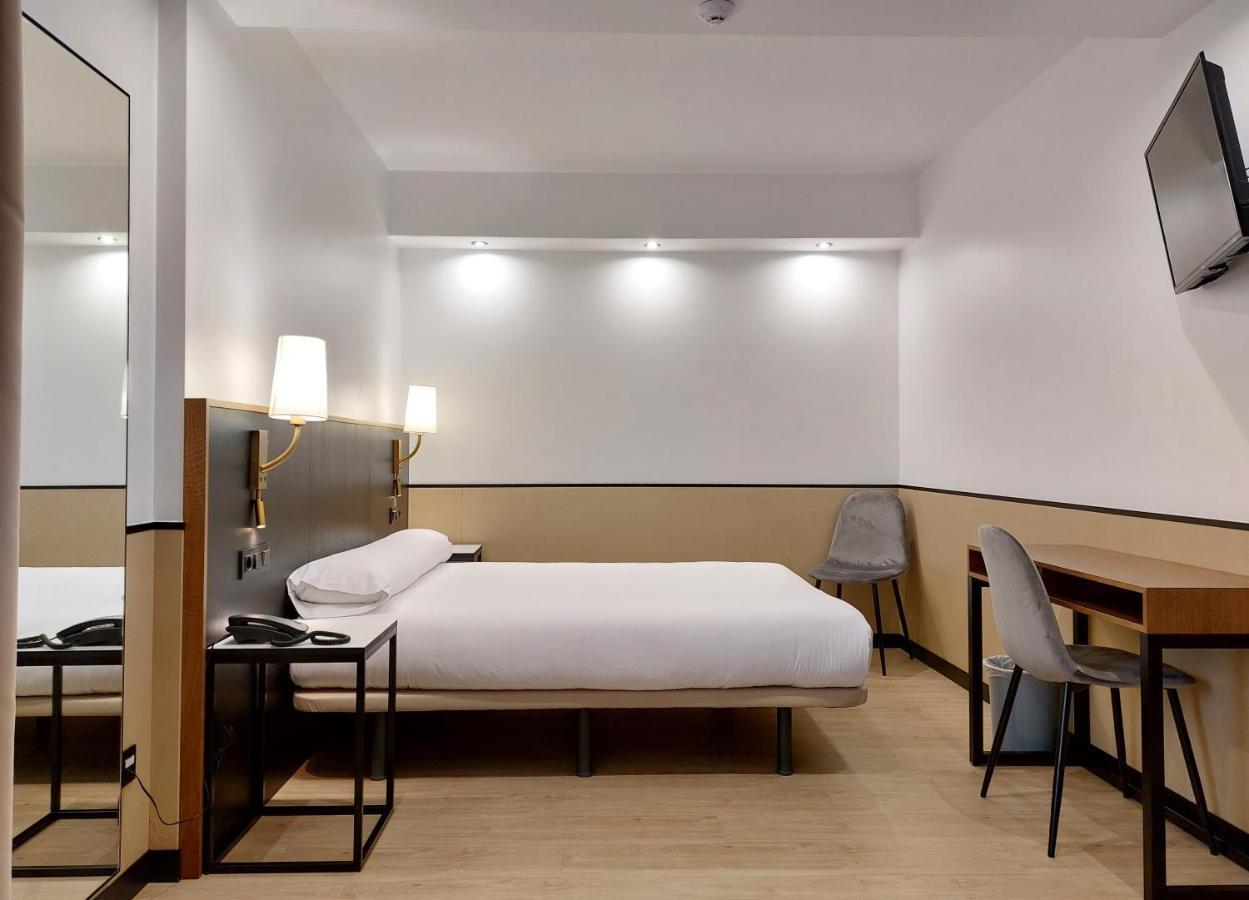 Costa Atlántica Hotel Arteixo酒店