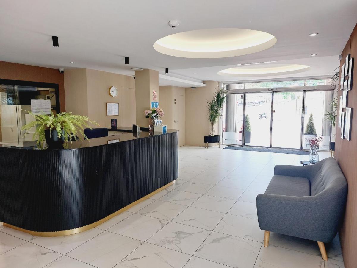 Costa Atlantica Hotel 2*